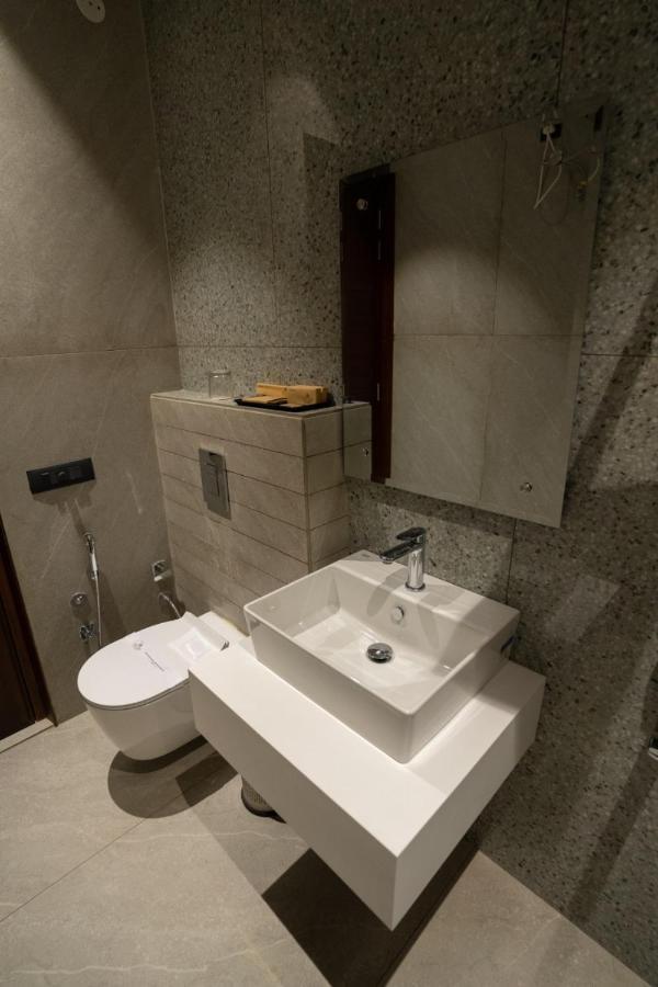 Hotel Smily Ludhiana Eksteriør billede