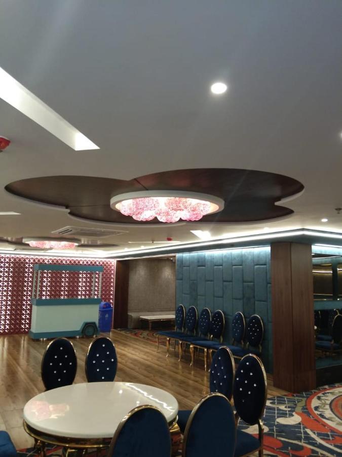 Hotel Smily Ludhiana Eksteriør billede