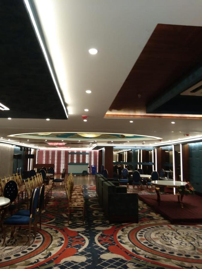 Hotel Smily Ludhiana Eksteriør billede